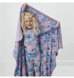 New Little Sleepies Bluey Sleepytime Large Cloud Blanket® in Purple Pink