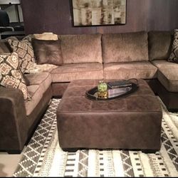 Abalone Chocolate RAF Sectional / couch /Living room set