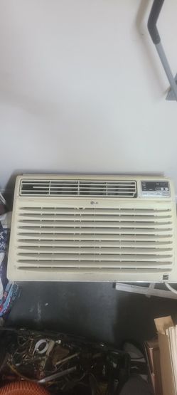 Air Conditioner LG 12,000 Bfu