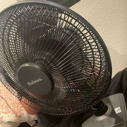 Holmes 12'' Table Fan, 75 Oscillation, 3 Speeds, 15 Adjustable Head Tilt, Ideal For Home, Bedroom Or Office, Black