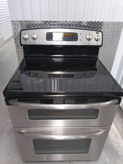 G. E Double Oven Stove