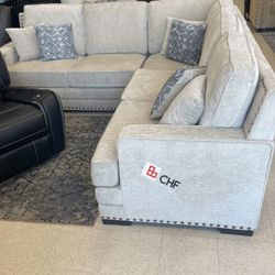 Livingroom sectional sofa 