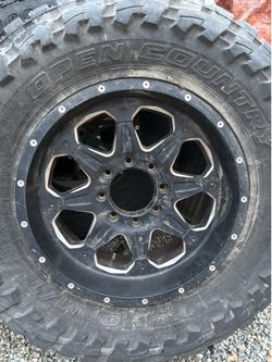20” wheels  lug pattern 8x170mm