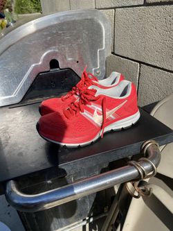 Nike running shoes size 7