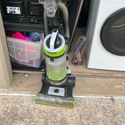 Bissell Vac 