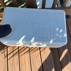 Igloo Cooler