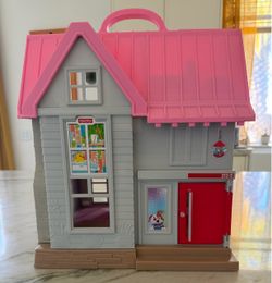 Fisher Price Little People playhouse