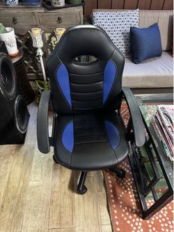 Kid blue gaming chair