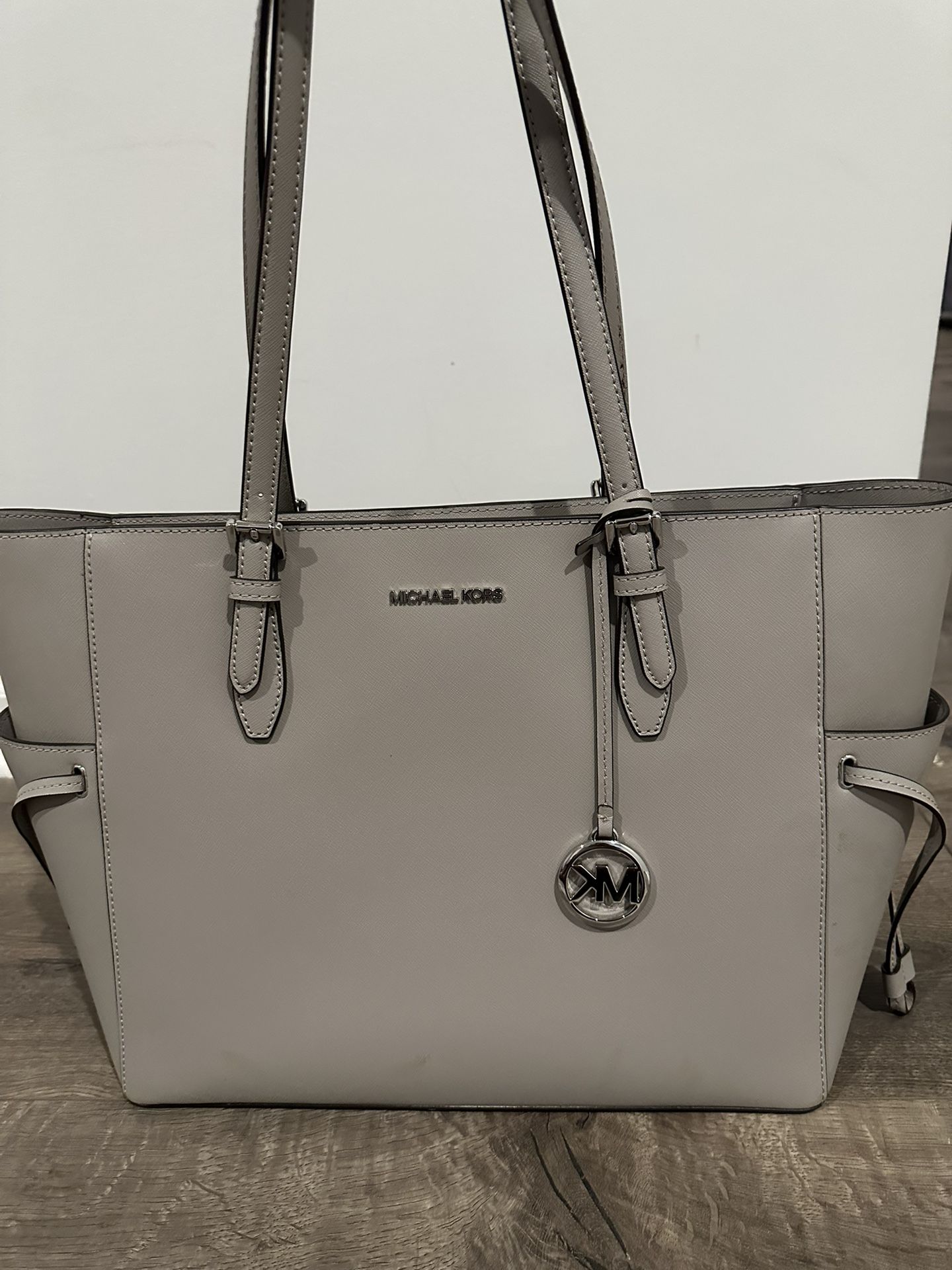 Michael Kors leather purse