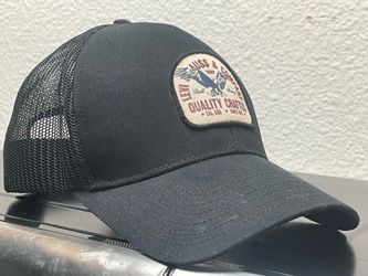 Levi's snapback trucker hat