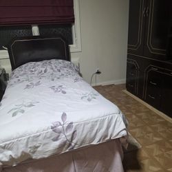 Bed Frame With Headboard 