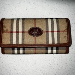 Authentic Burberry Long Wallet – Nova Check – Made in Italy – Like New