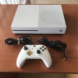 1 Tb Microsoft Xbox One S With Power Cord Hdmi And Controller 