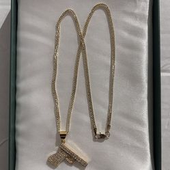Diamond Pendant With Chain