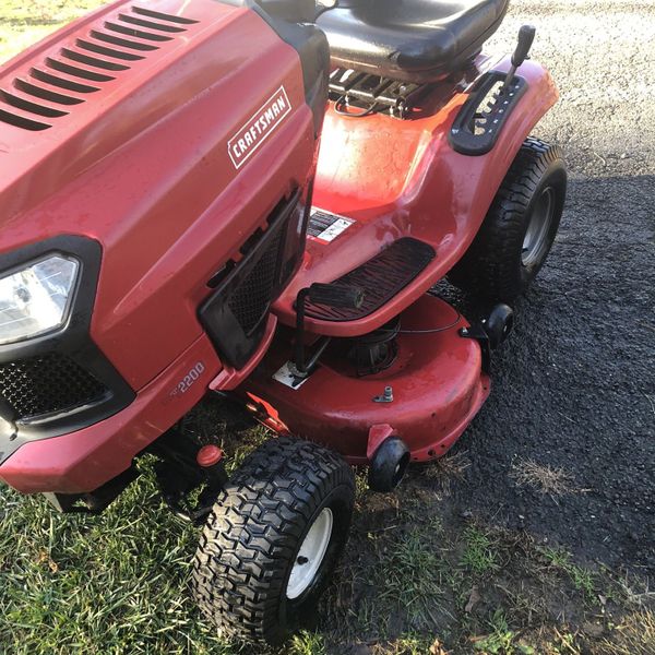 Craftsman Riding Mower T2200 for Sale in Danbury, CT OfferUp