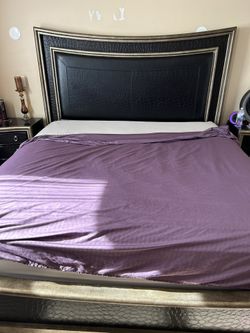 King Size Bedroom Set, Mattress Included