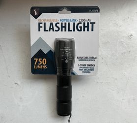 SE Flashlight 750 lumens