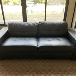 FREE COUCH