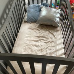 Baby Crib/toddler Bed 30$
