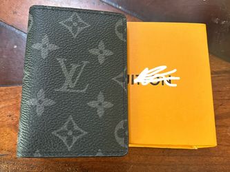 Men’s card holder wallet $90