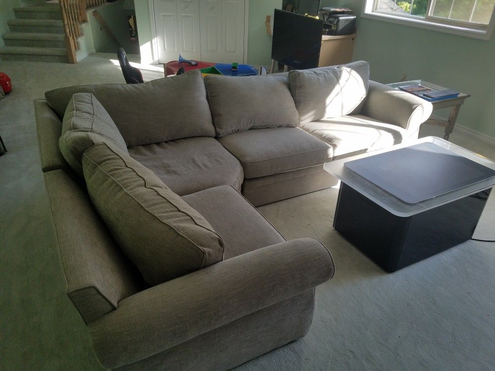 Pottery Barn Pearce Sectional Sofa LIKE NEW