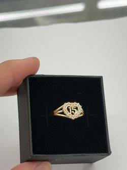 14 KT Real Gold 15Años Ring