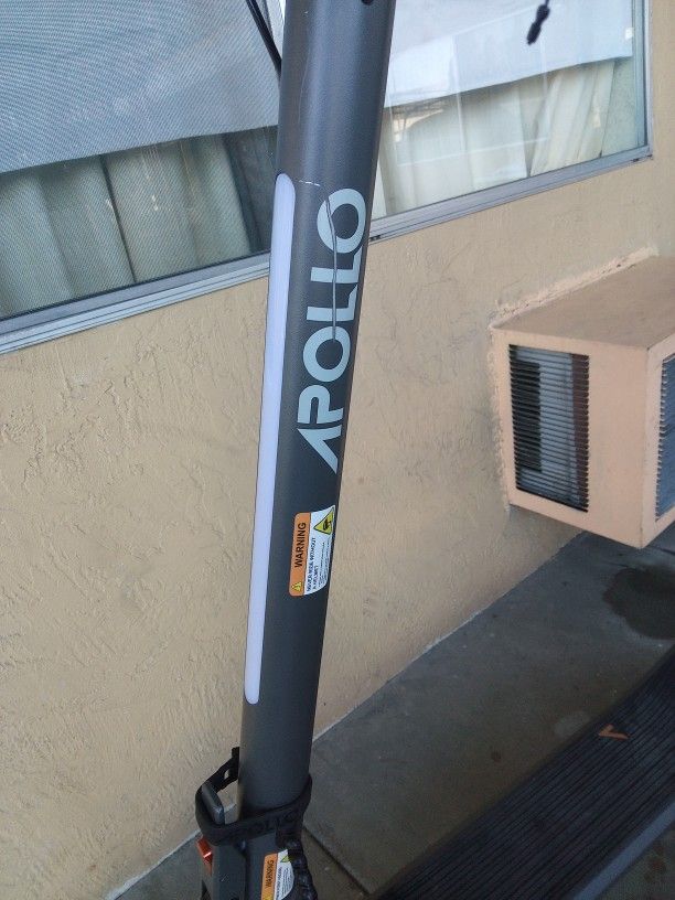 Apollo Scooter