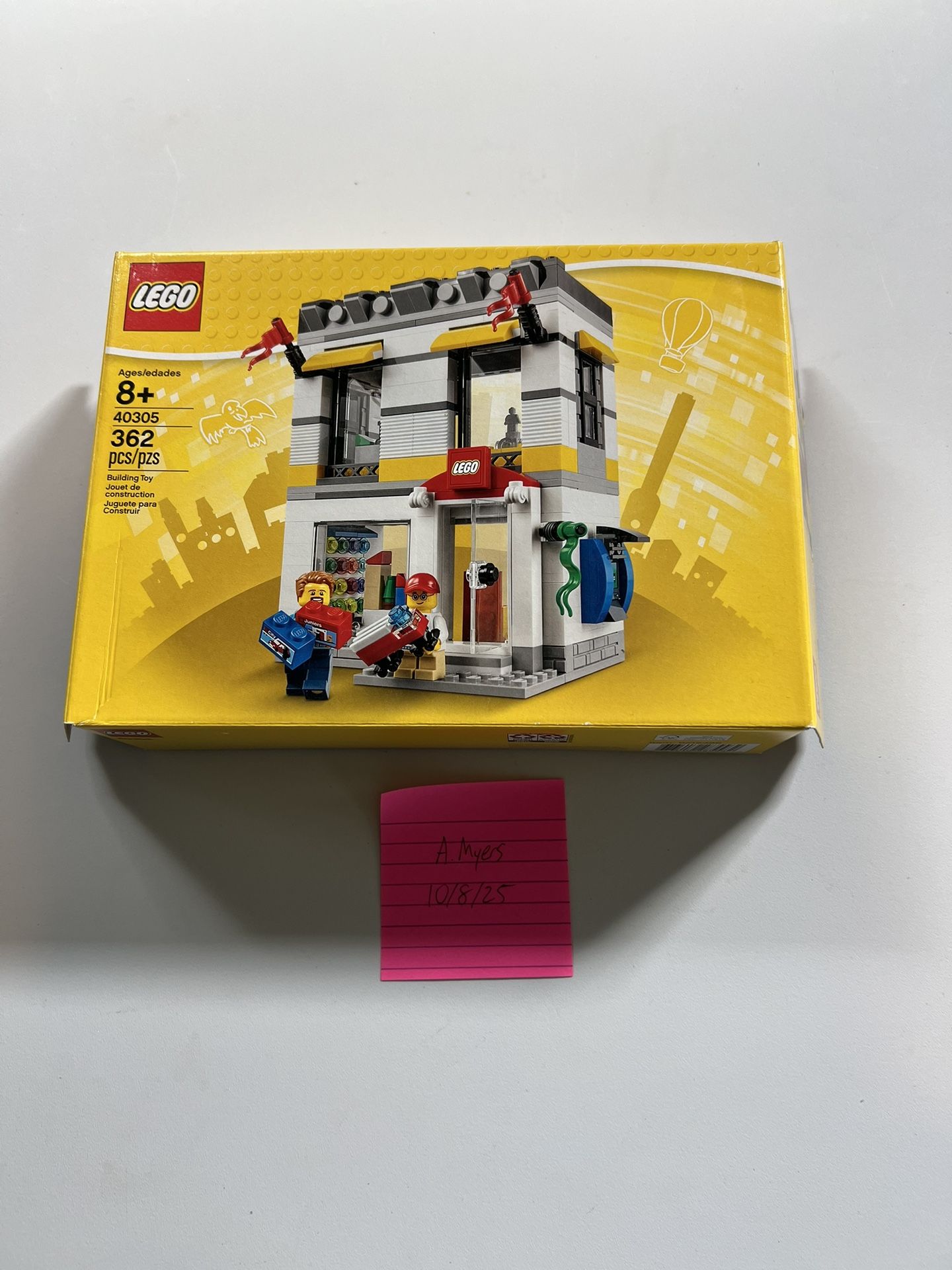 LEGO 40305 LEGO Store
