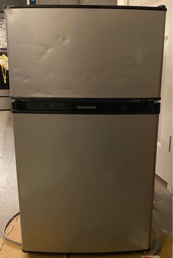 Mini fridge