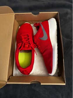 Nike Roshe Run Shoes Sport Red Cool Grey Mens Size 10