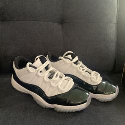 Jordan 11 Retro Low Size 8.5