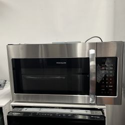 Microwave, Frigidaire Open Box 1.8 Cu.ft Microwave 