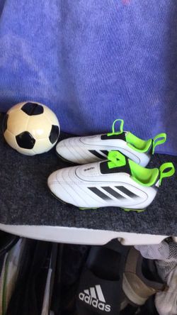 Adidas Goletto IX kids soccer cleats size 7.5