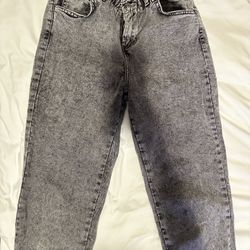 For Sale: Bershka Gray High-Waisted Mom Jeans