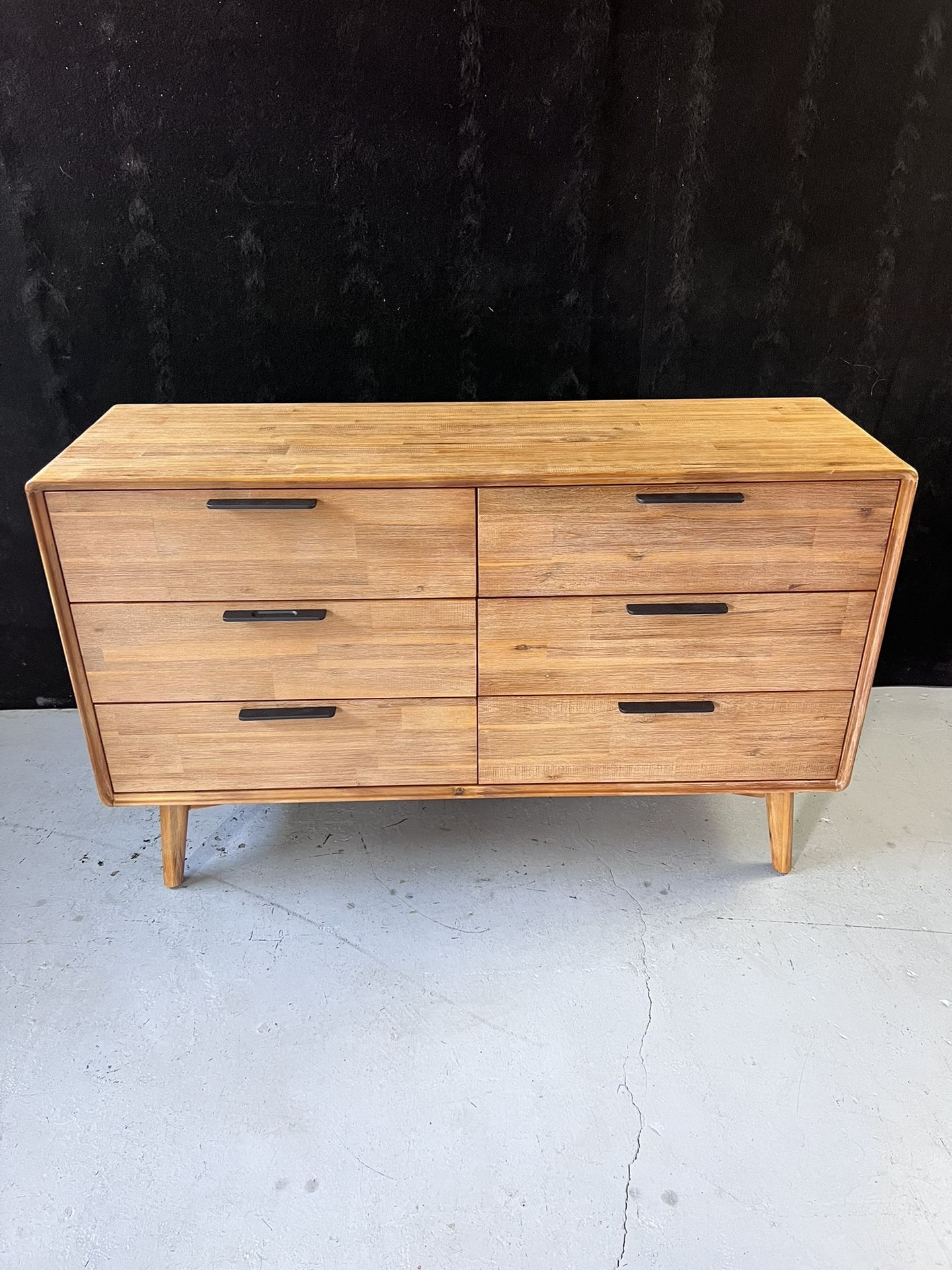 Castlery Seb 6-Drawer Dresser (Solid Acaia Wood)