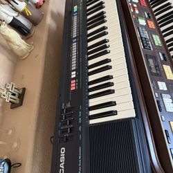 Casio Keyboard 
