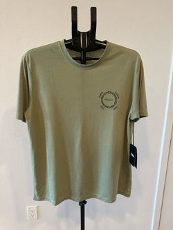 RVCA Graphic T-Shirt New with Tags Size M