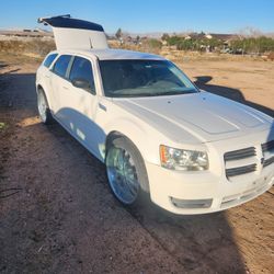 2008 Dodge Magnum