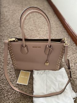 Michael Kors Crossbody Tote Bag. 