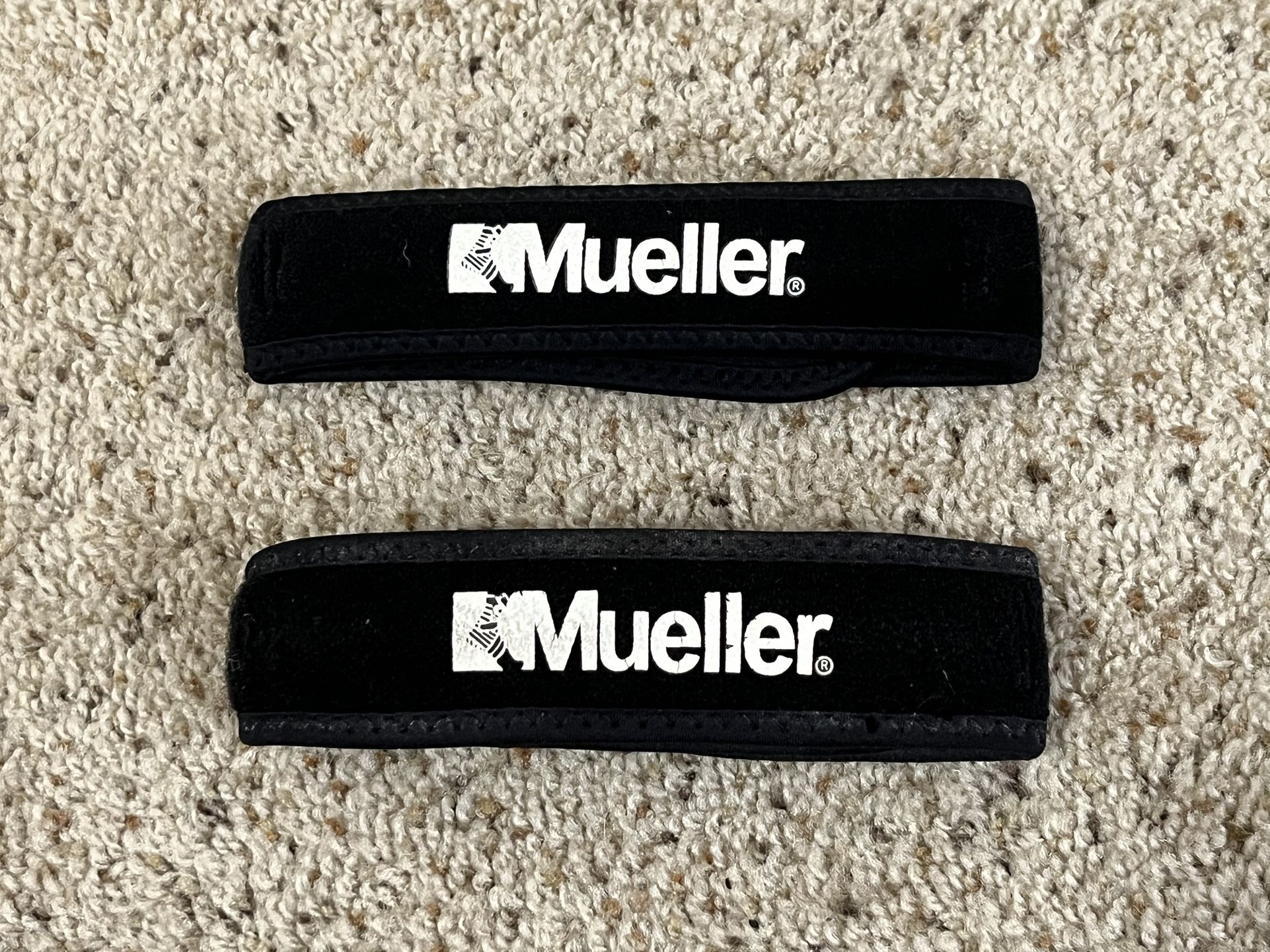 Mueller 992 Jumper’s Knee Straps ($5 for both)
