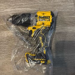 New Dewalt 806 Hammer Drill 