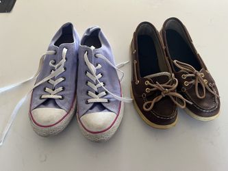 2 Pair Of Girls Size 6 Sneakers - Converse and Sperry 