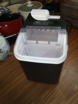 Igloo automatic ice cube maker machine