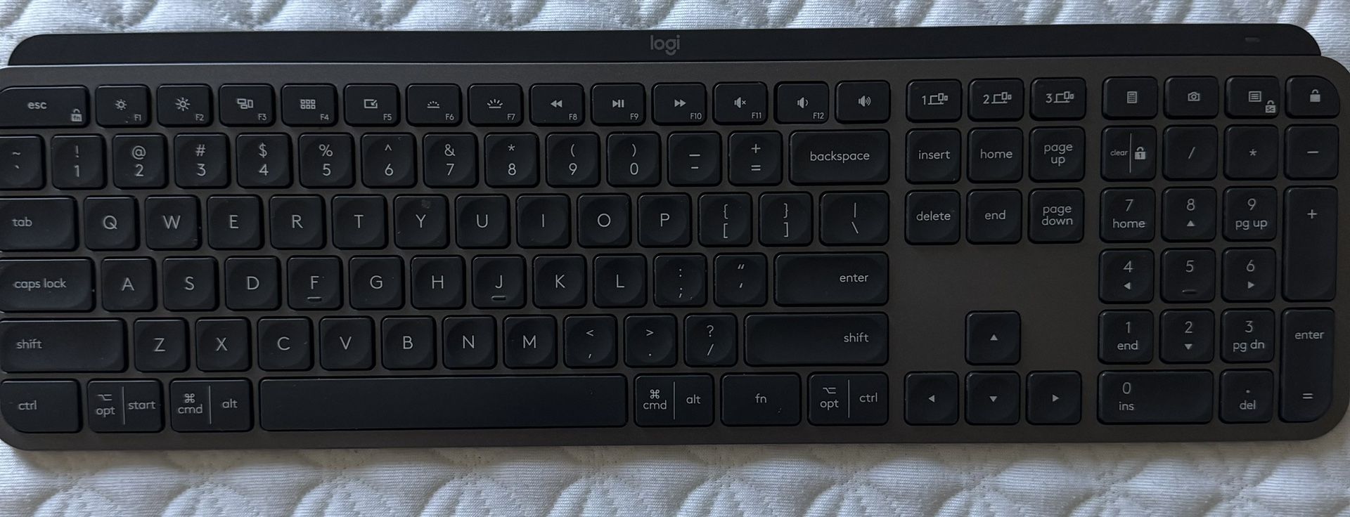 Logitech Keyboard -MX Keys