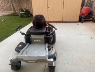 Cruz 42 in. 19.0 HP 540cc EX1900 Series Briggs and Stratton Engine Dual Hydrostatic Drive Gas Zero Turn Mower new as is m