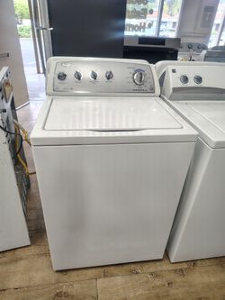 Whirlpool  top load washer súper capacity In Excellent Working Condition