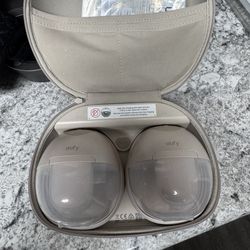 Breast pump for sale  never used