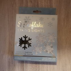 Snowflake String Light. 9.8 Feet, 20 Lights