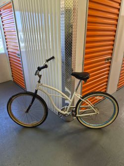 White 26-inch Wheels Bike