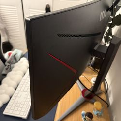 Aoc 27” curves monitor 